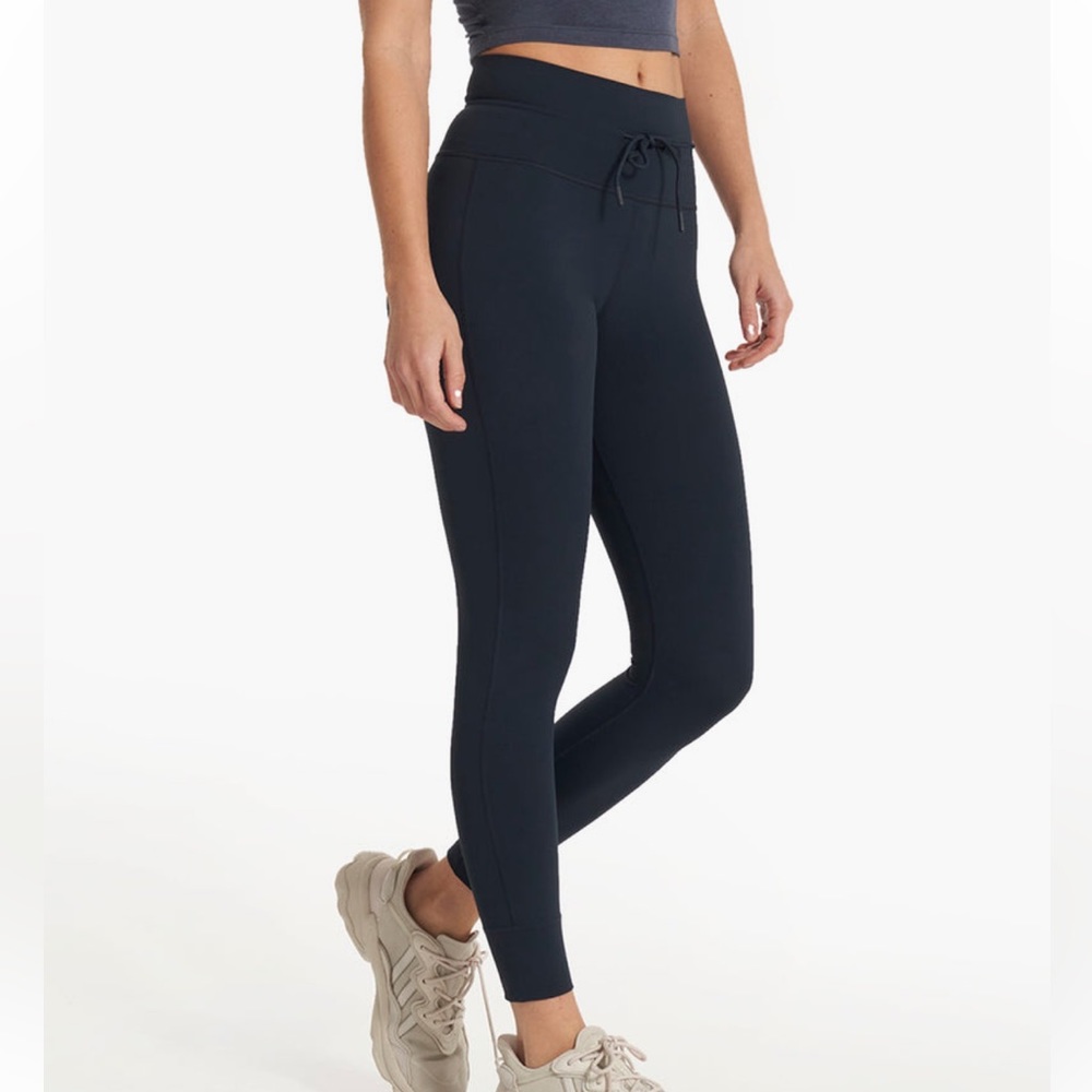 Vuori Daily Leggings - Ink (navy) - Medium